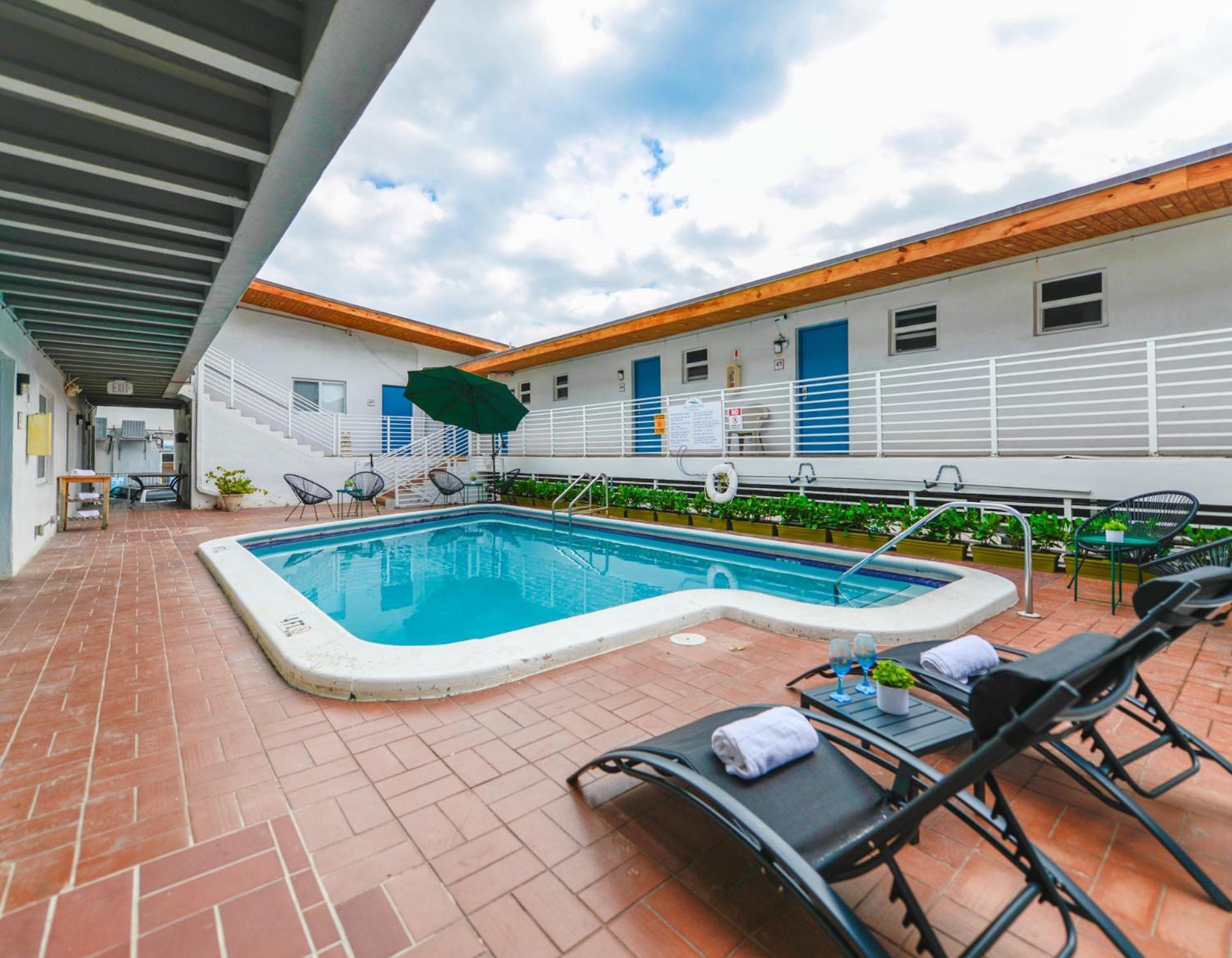 Amazing Balcony Studio At The Beach With Parking -M44 Hollywood Dış mekan fotoğraf